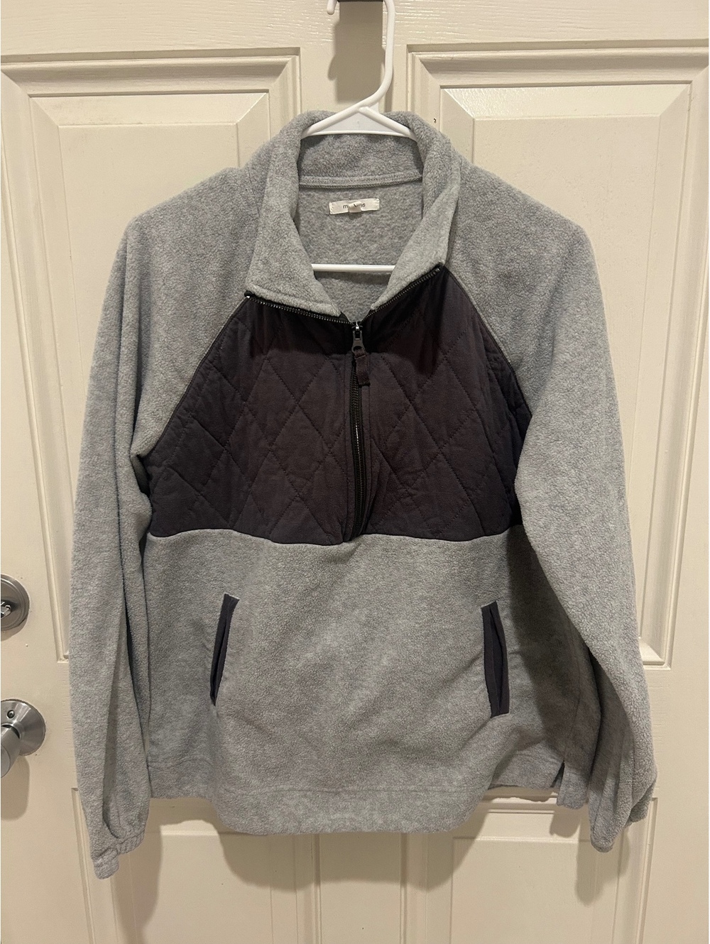 Maurices Women's Gray and Black Quilted Fleece Jacket Large